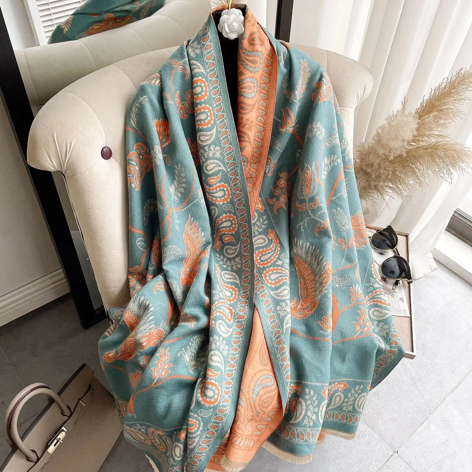 VISROVER Paisley cashmere woman winter scarf fashion female Wool handfeel Winter shawl High Quailty winter wraps Gift